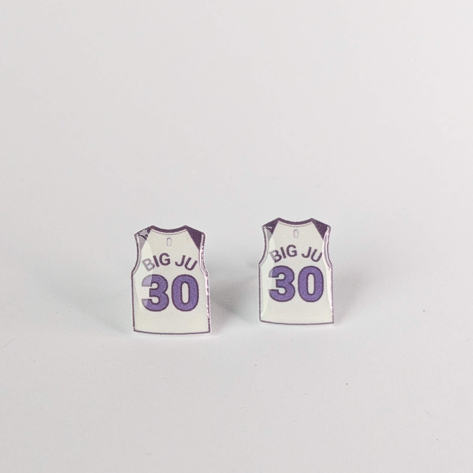 Basketball jersey earrings with 'BIG JU' and number '30' on a light gray background